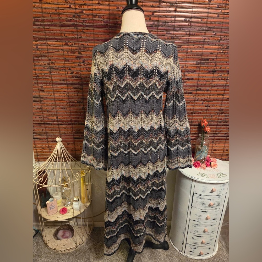 Monroe & Main Black, Gray & Cream Zigzag Knit Cardigan - Picture 3 of 6